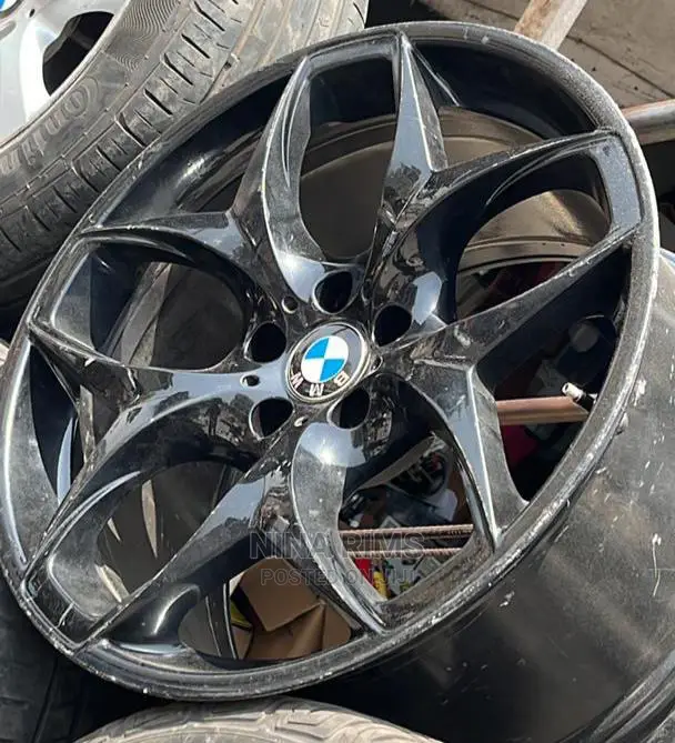 Original Land Rover Rims In Sizes