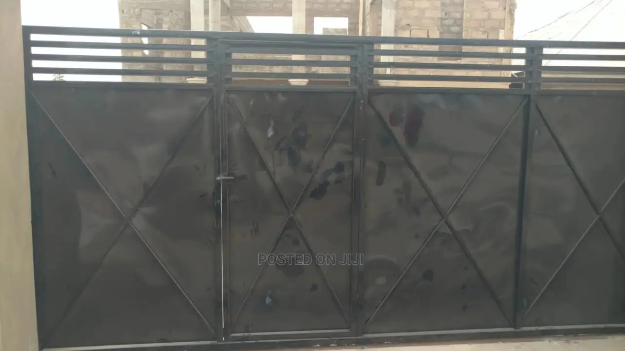 Strong Galvanize Main Gate