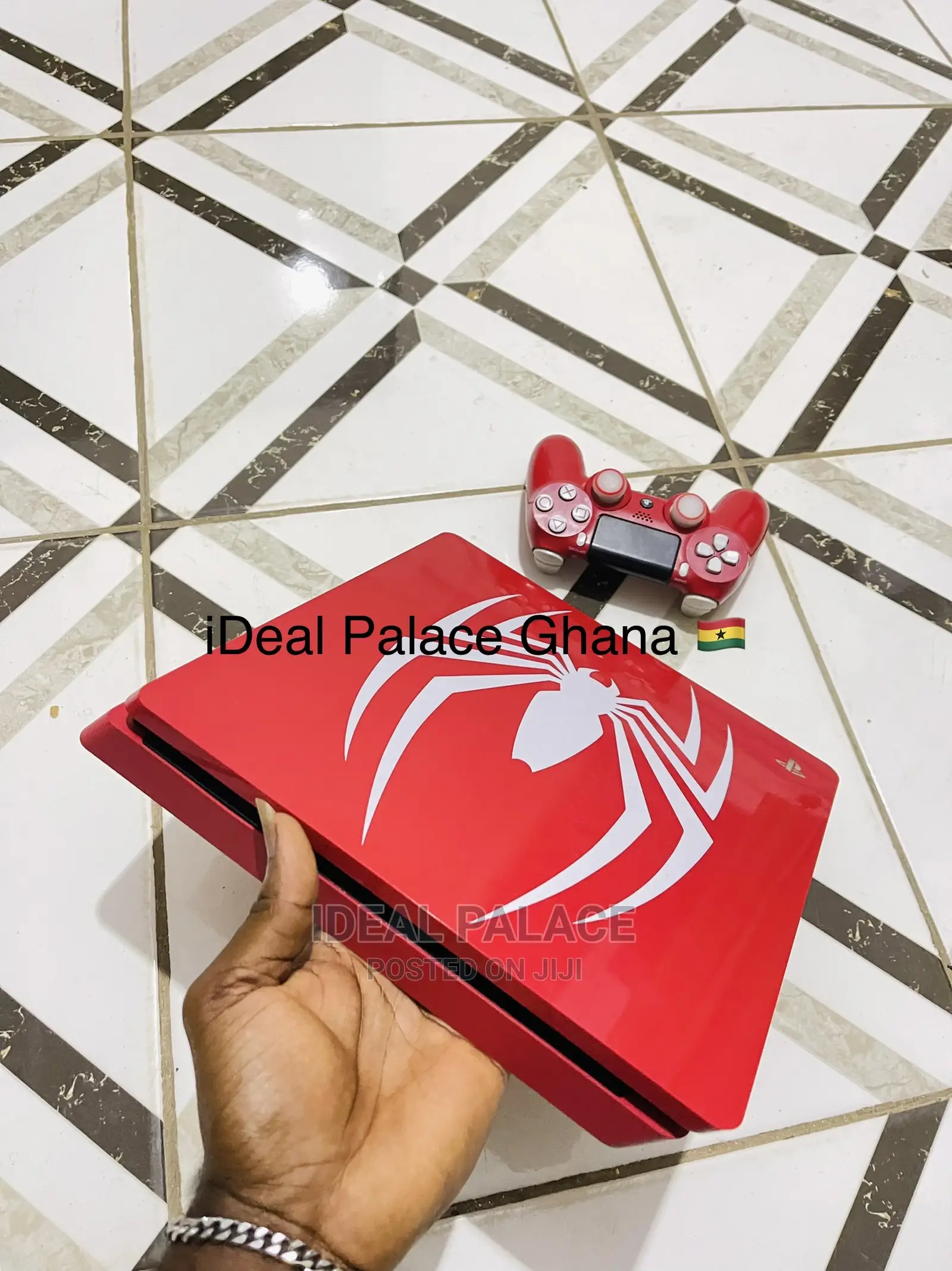 Playstation 4 Slim Limited Spider-Man Edition