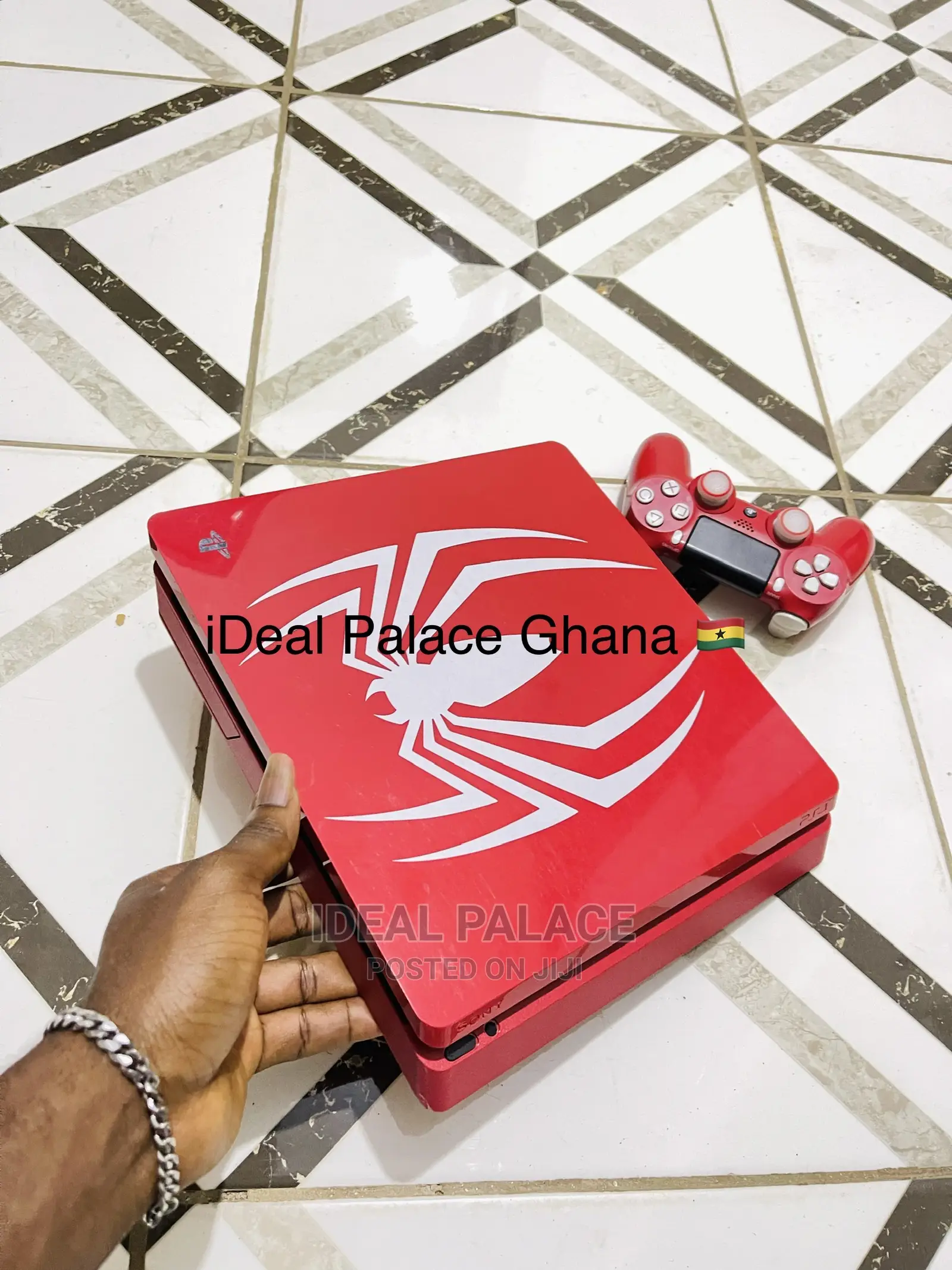 Playstation 4 Slim Limited Spider-Man Edition
