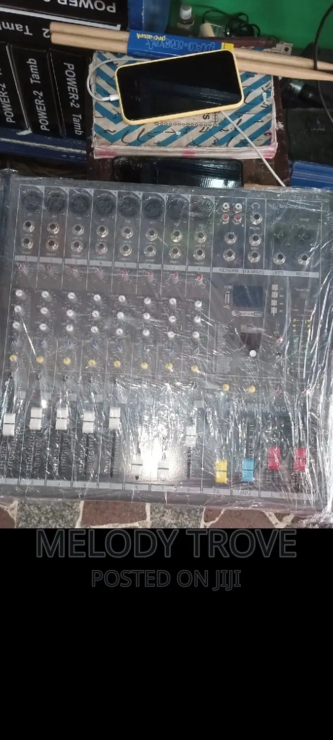 Yamaha Mq800 8channel Mixer