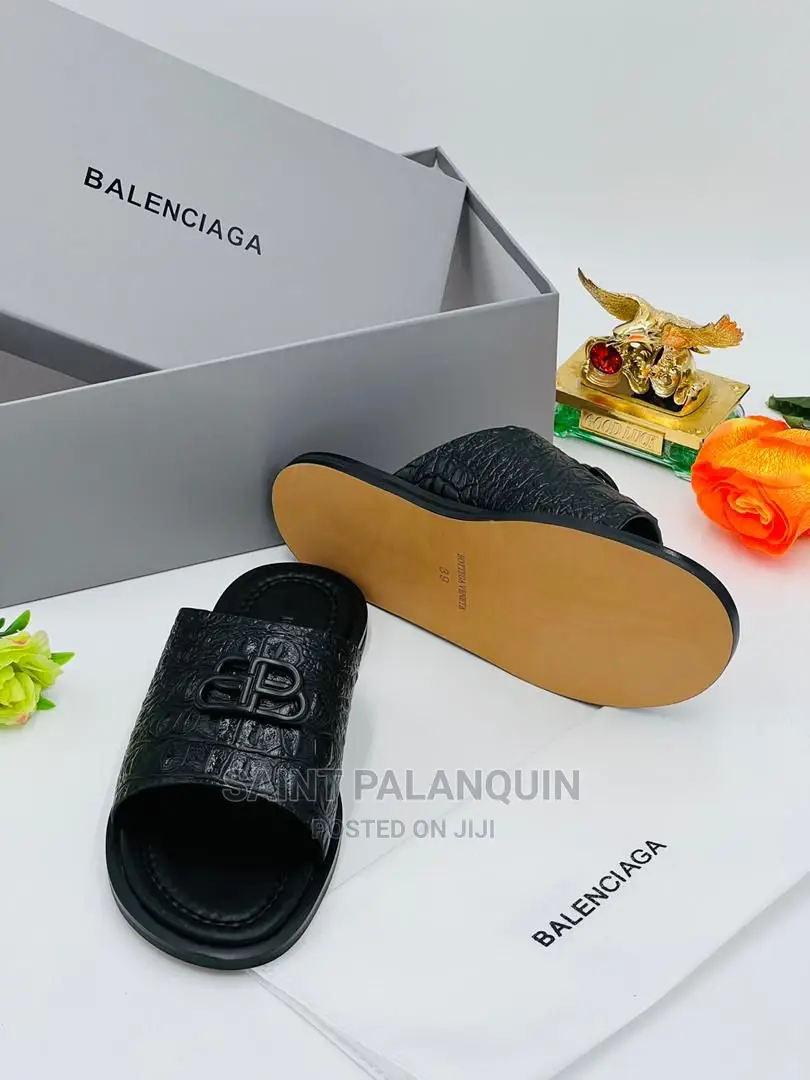 Balenciaga Quality Slippers