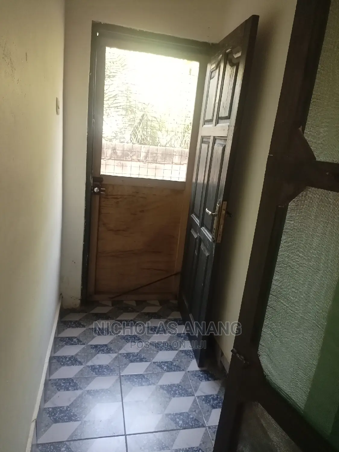 1bdrm House in The Dorns Properties, New Town for rent