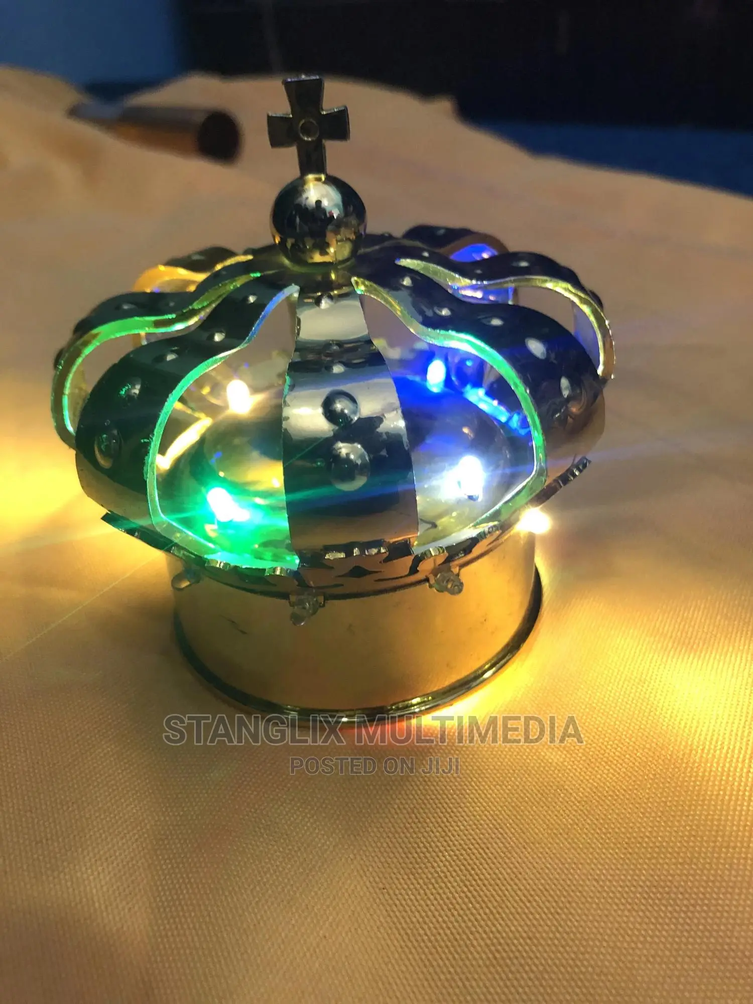 Champagne Crown Light