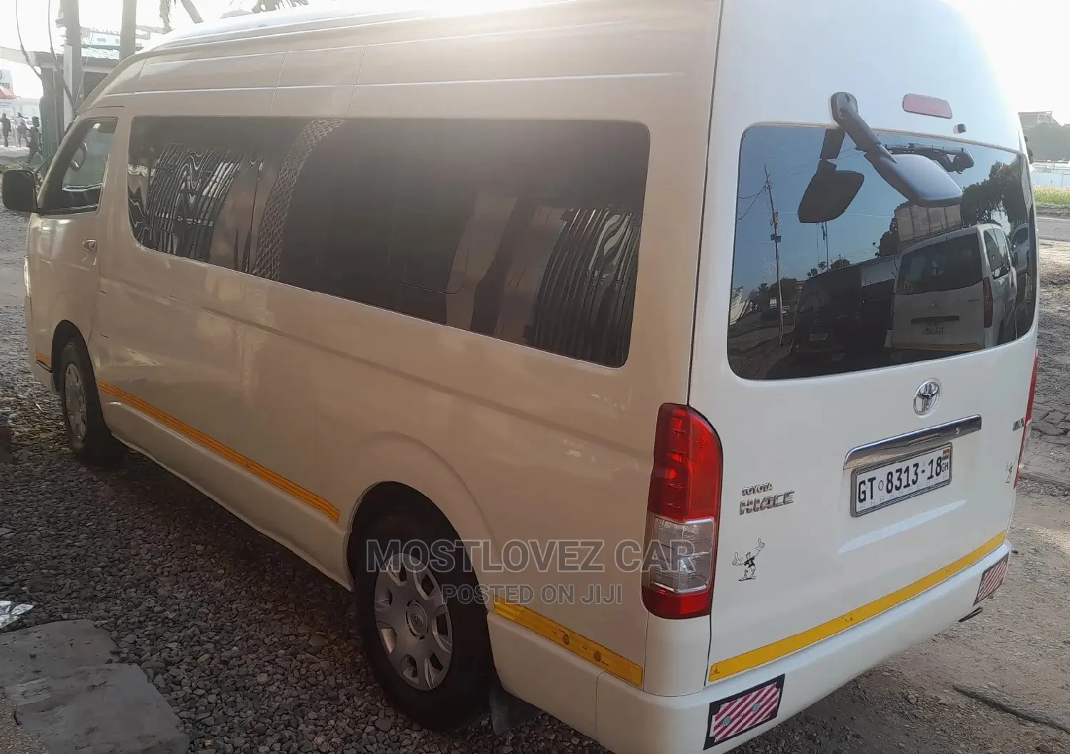 Buses and 4X4S Vehicles for Rent Tours Weddings Long Trips