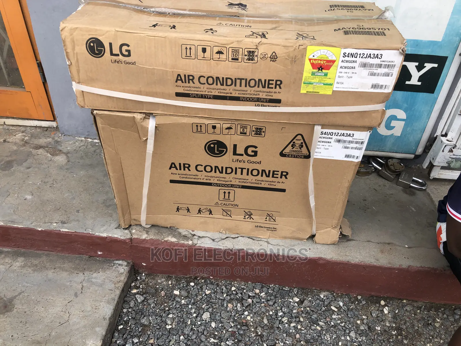 Brand New LG 1.5 HP Split S4-Q12ja3a3 - Inverter R410