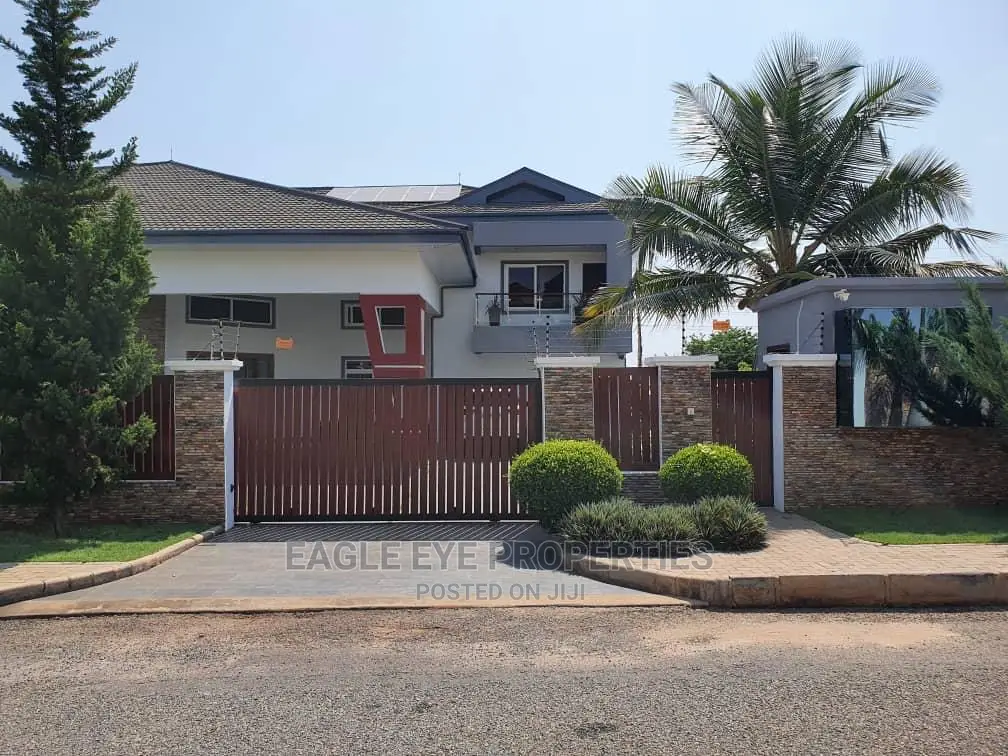 5bdrm House in Airport Hills for sale