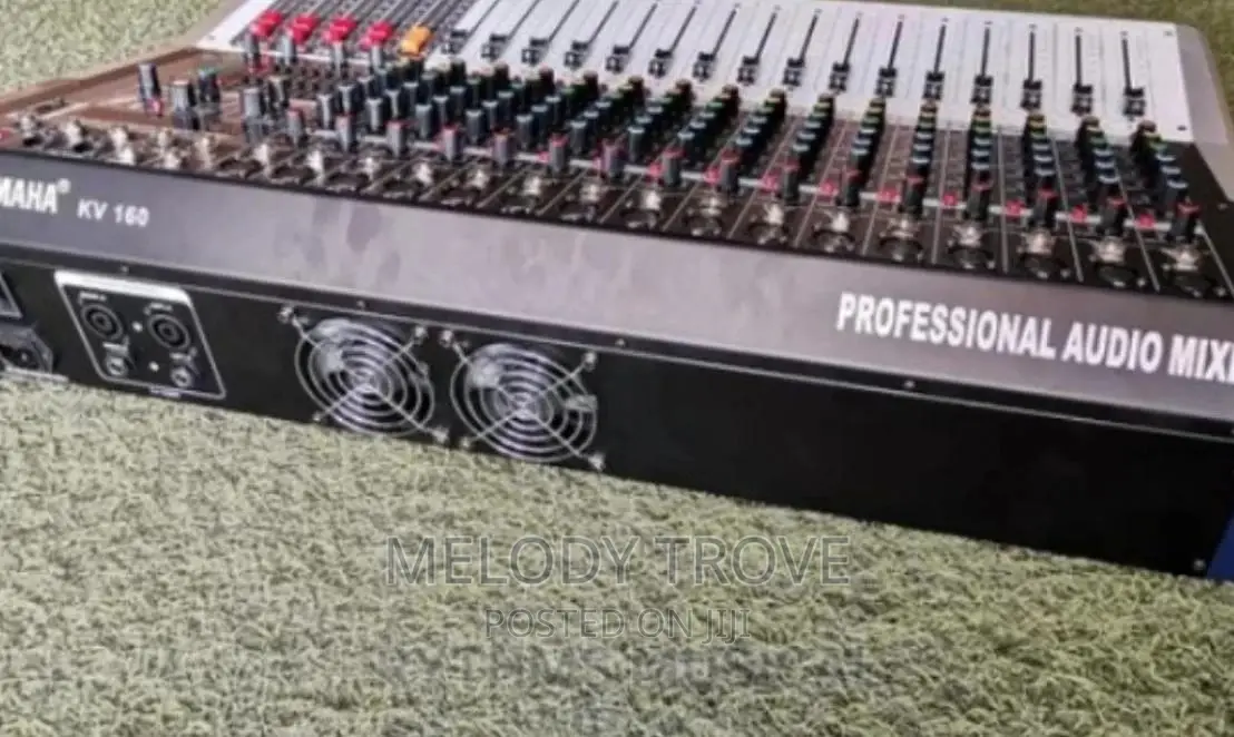Yamaha 16channel Powered Mixer (KV 160)
