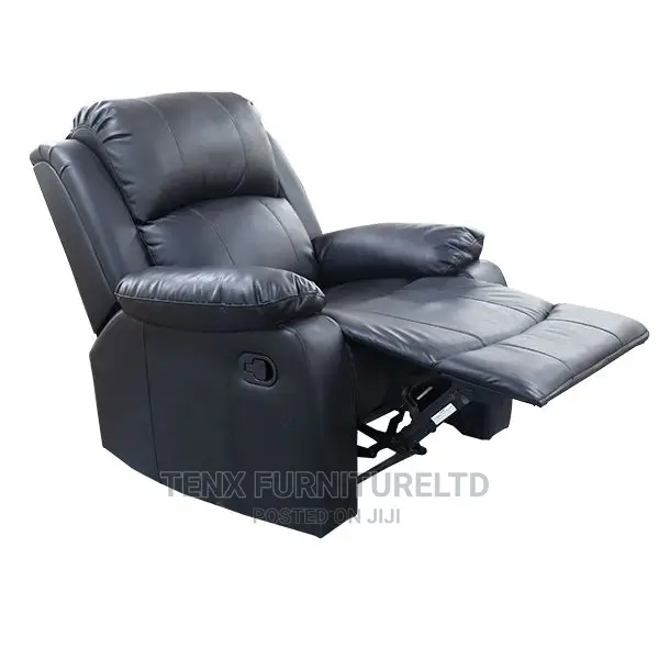 Recliner (Sofa)Black Leather Single Seater