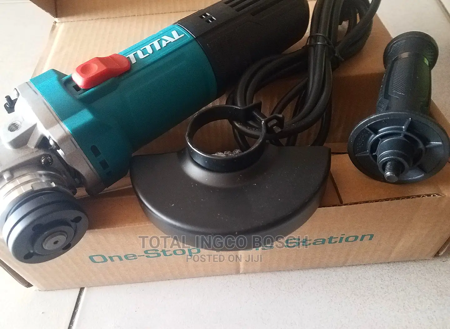 Total Angle Grinder 750w