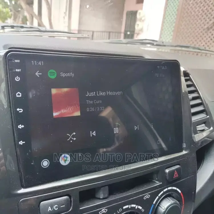 Toyota Hilux/ Fortuner Android Video Car Tape