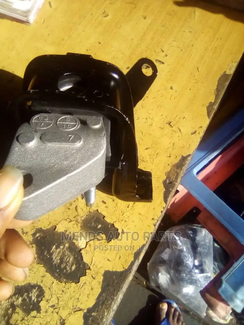 Toyota Corolla Toyota Matrix Engine Seat Mount