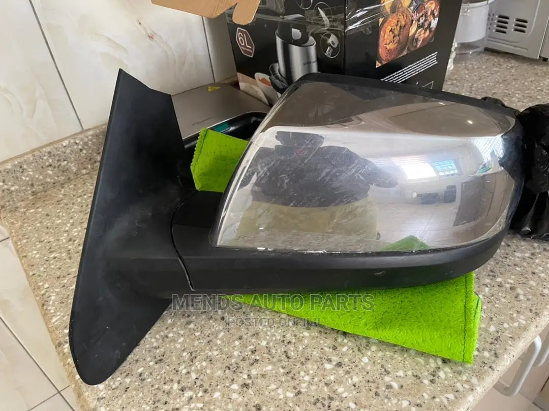 Toyota Tundra Side Mirrors Pair