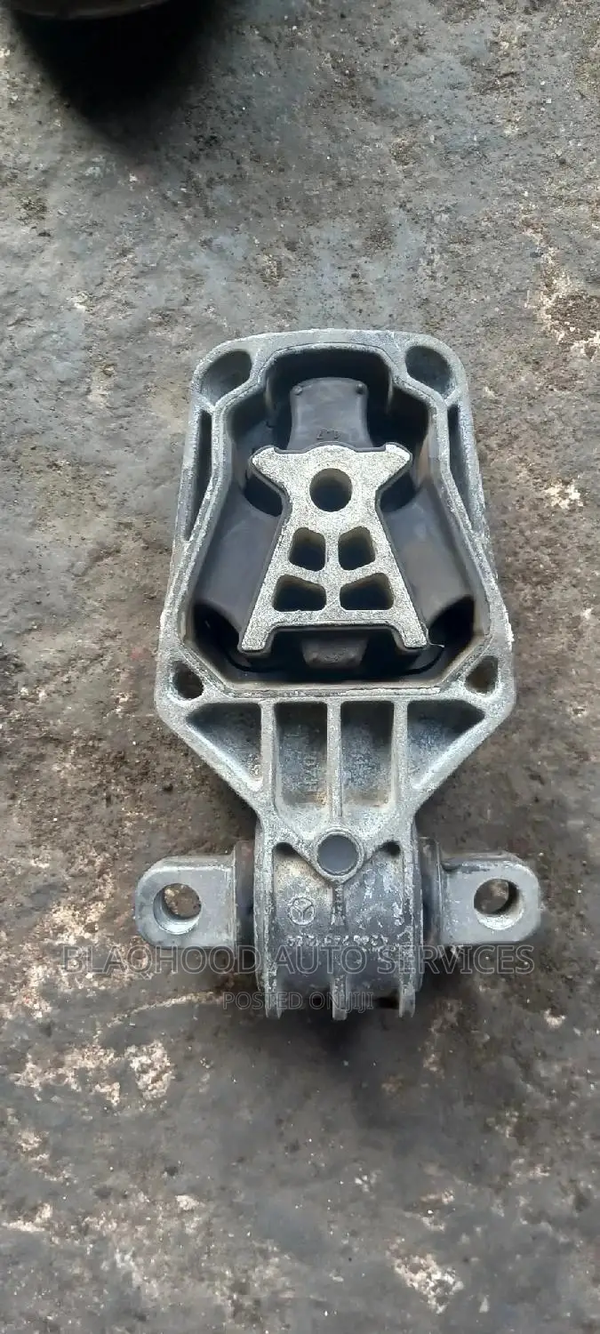 Mercedes Benz CLA 250 2017 ENGINE SEAT/ MOUNT Available