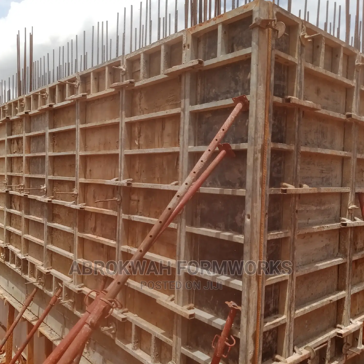 Retaining Wall/ Formwork/Gutters/Bridge/Lift/Bunker