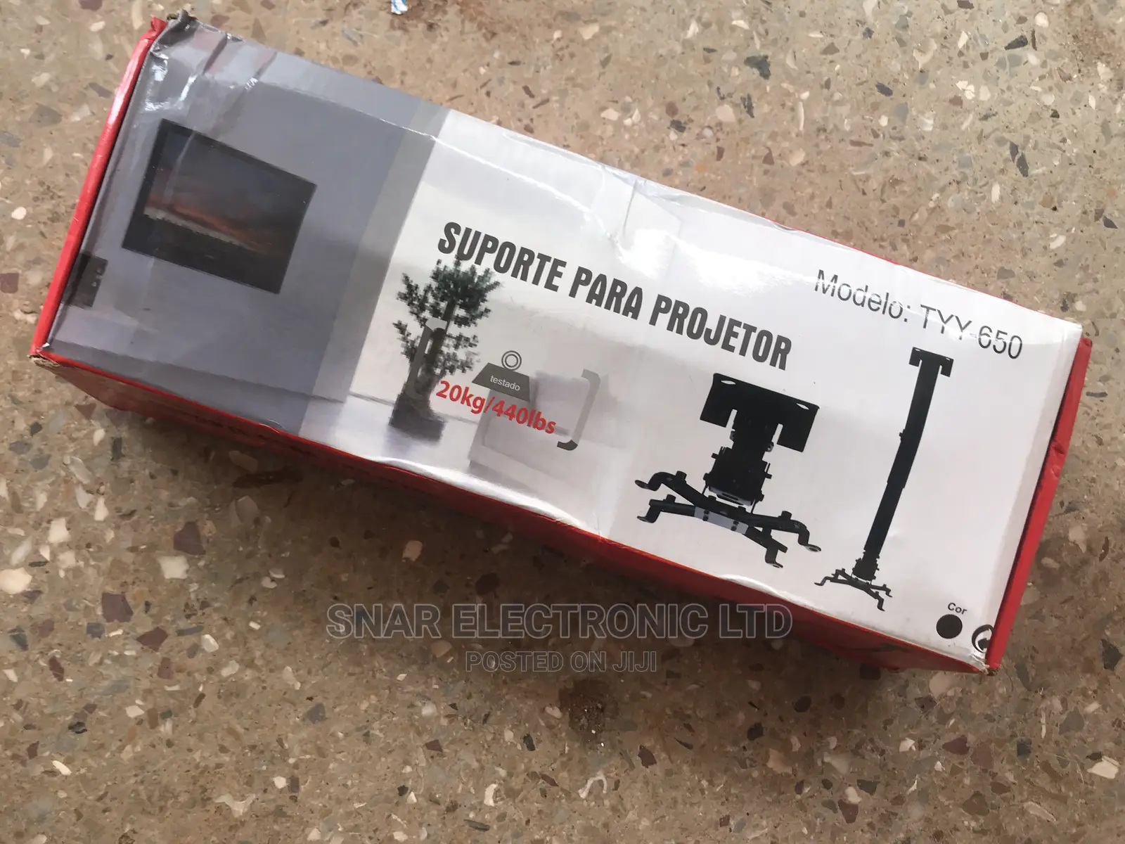 Universal Projector Mount