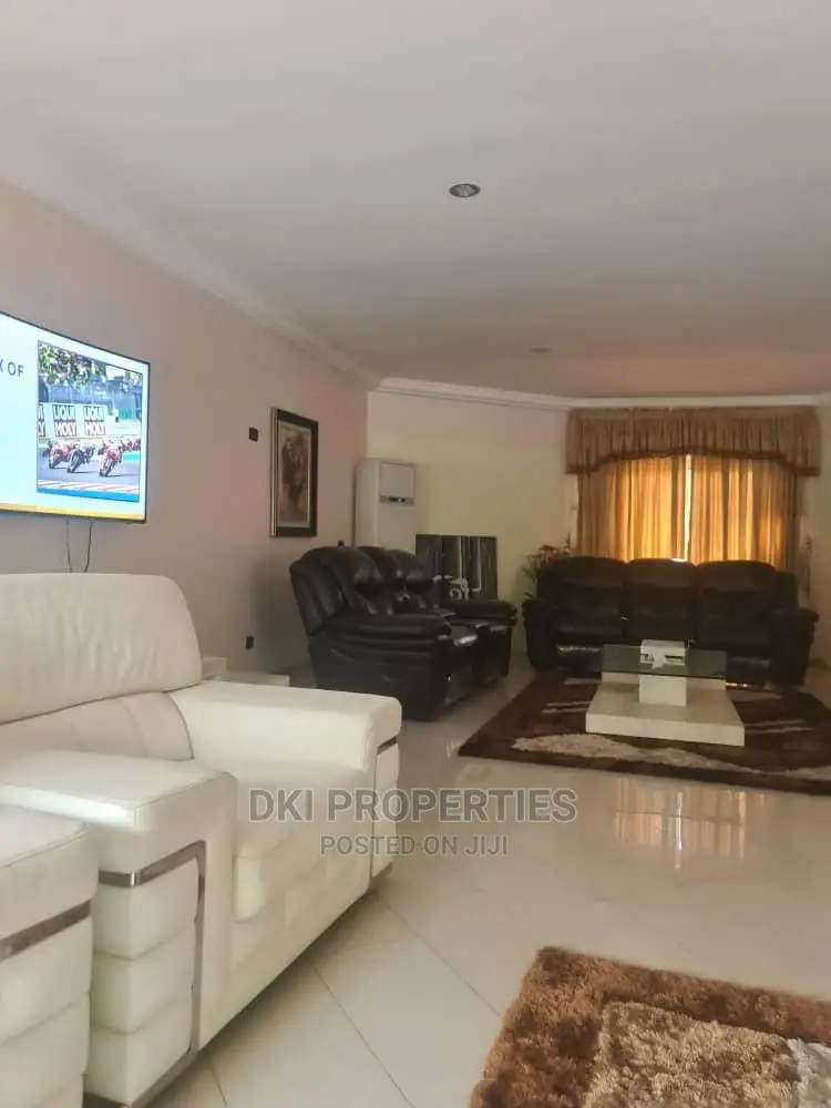 5bdrm House in Dki Properties, East Legon for Sale