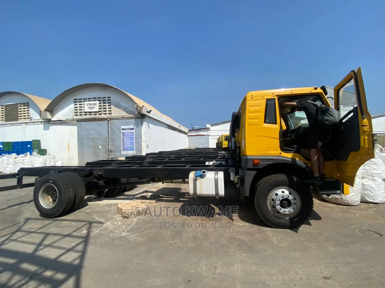 FAW Dragon v 210 HP 4x2 Truck