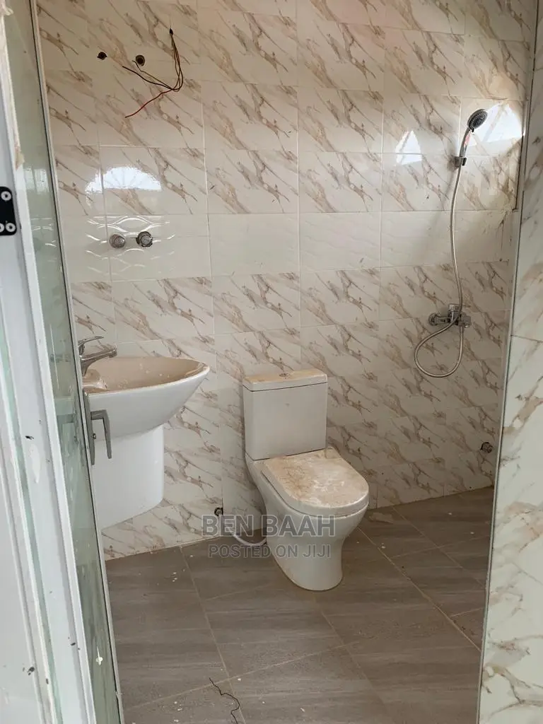 2bdrm Apartment in Ben Properties, School Area for rent