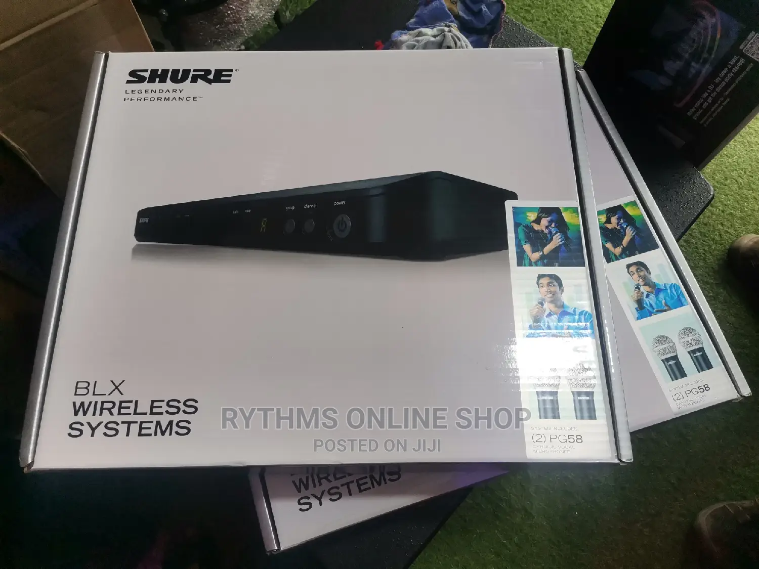 SHURE BLX/PG58 Dual Wireless Microphone