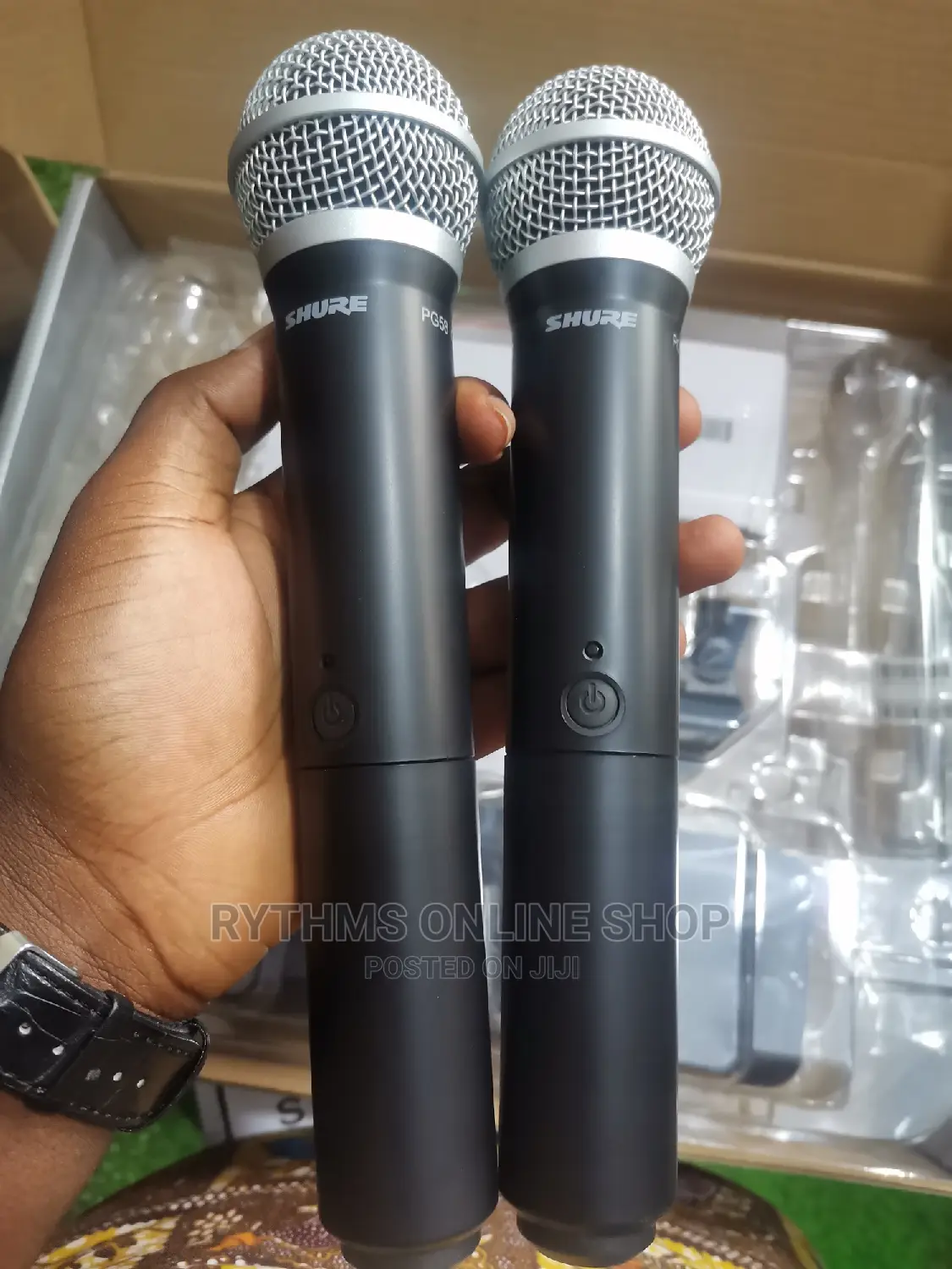 SHURE BLX/PG58 Dual Wireless Microphone