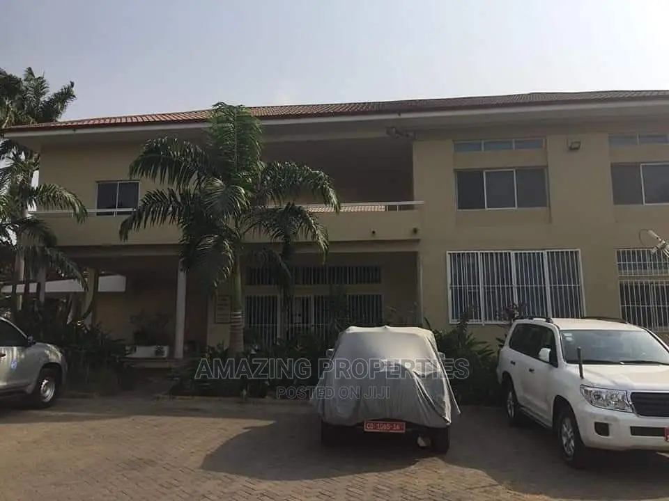 10bdrm House in Airport Residential for Sale