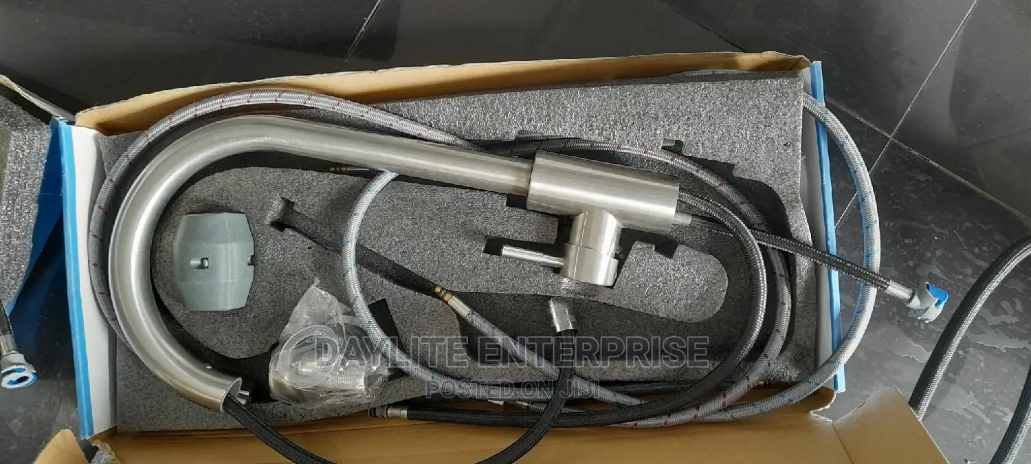 Pull Out Sink Tap Hot/Cold