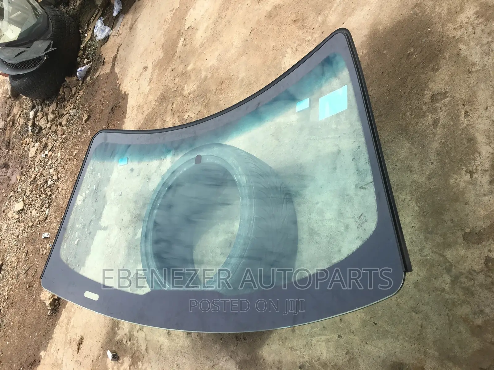 Ford Explorer 2006 Windscreen