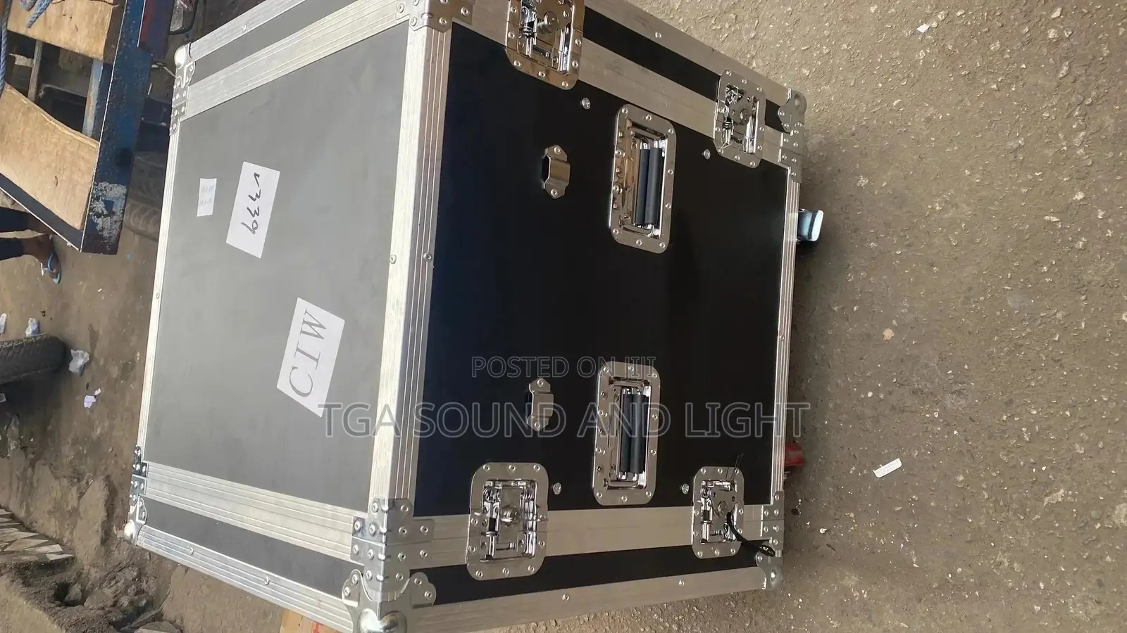 Size 14u Gig Ready Amplifier Rack With Table And Casters