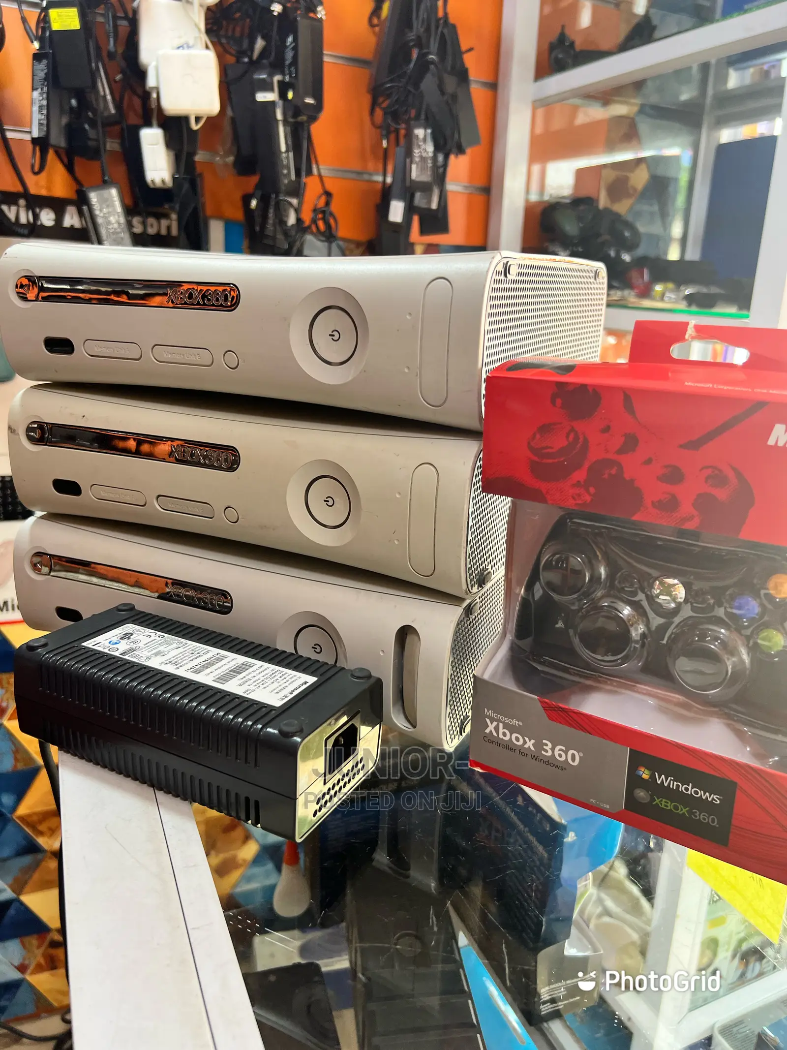 Xbox360 With 8 Games Fifa 22 and More