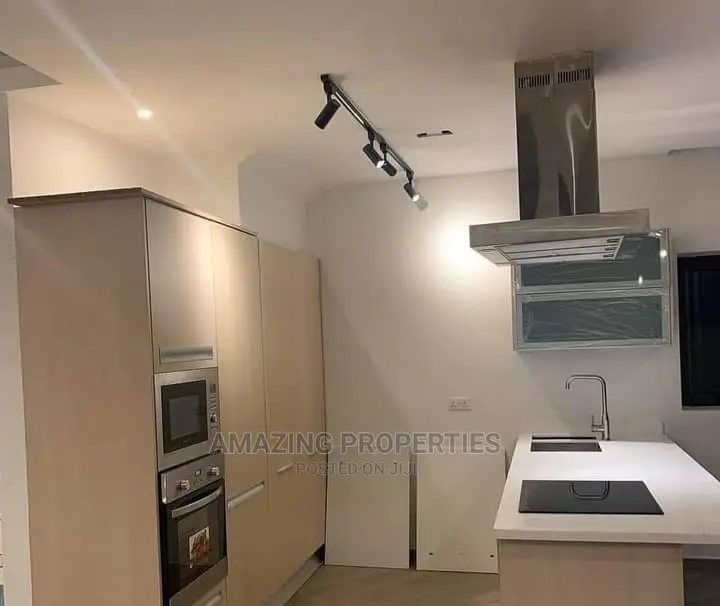 4bdrm Townhouse/Terrace in Airport Residential Area for Rent