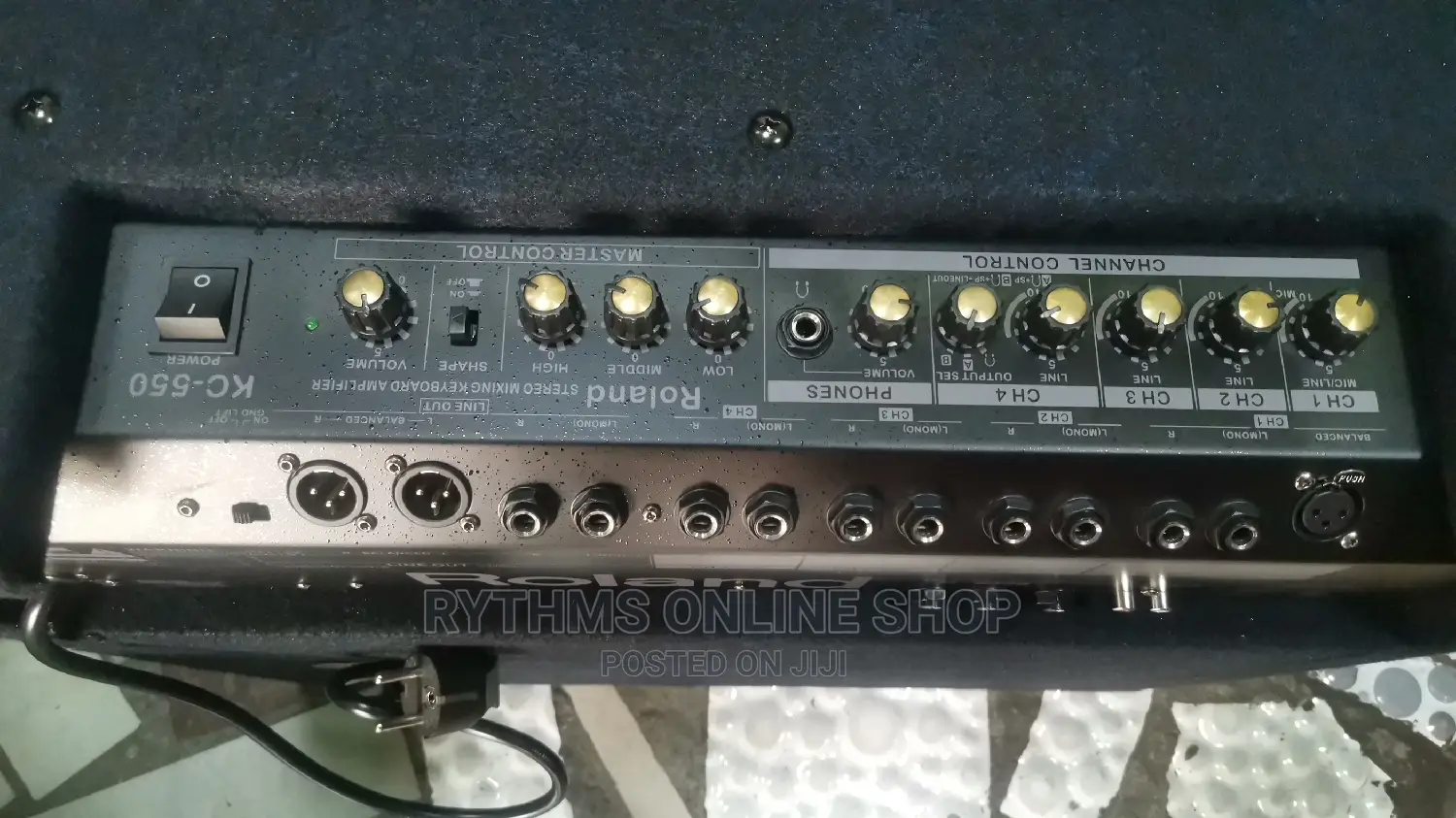 Roland Keyboard Combo (Kc-550)