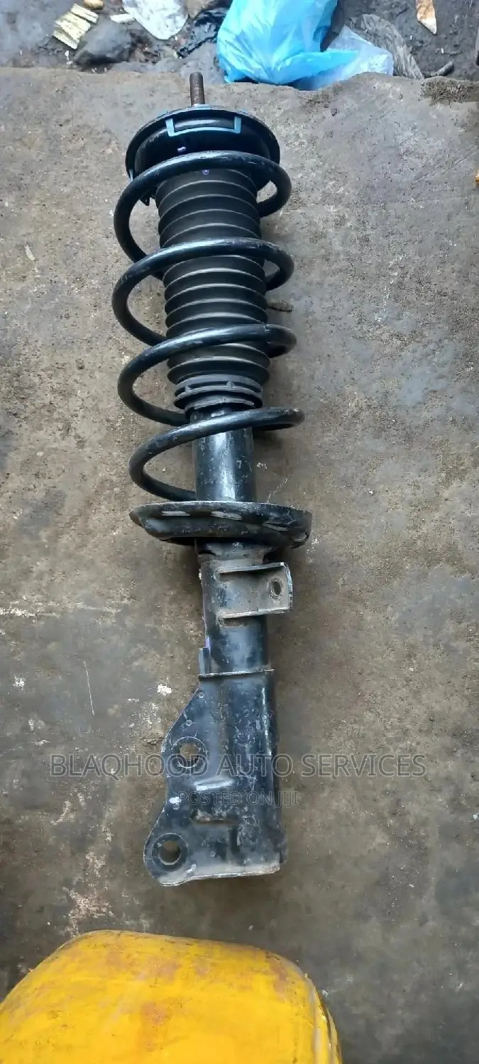 Honda HR-V 2016-2021 Front SHOCK ABSORBERS Pair for Sale