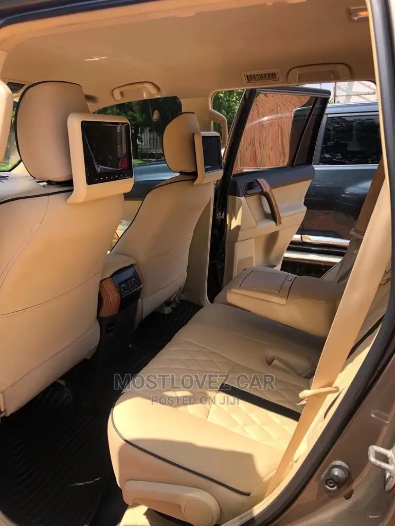 Car for Rent Landcruiser Prado for Rent in Ghana