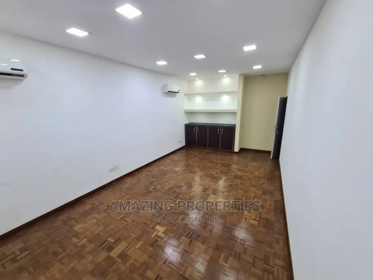 5bdrm House in Airport Residential Area for Rent