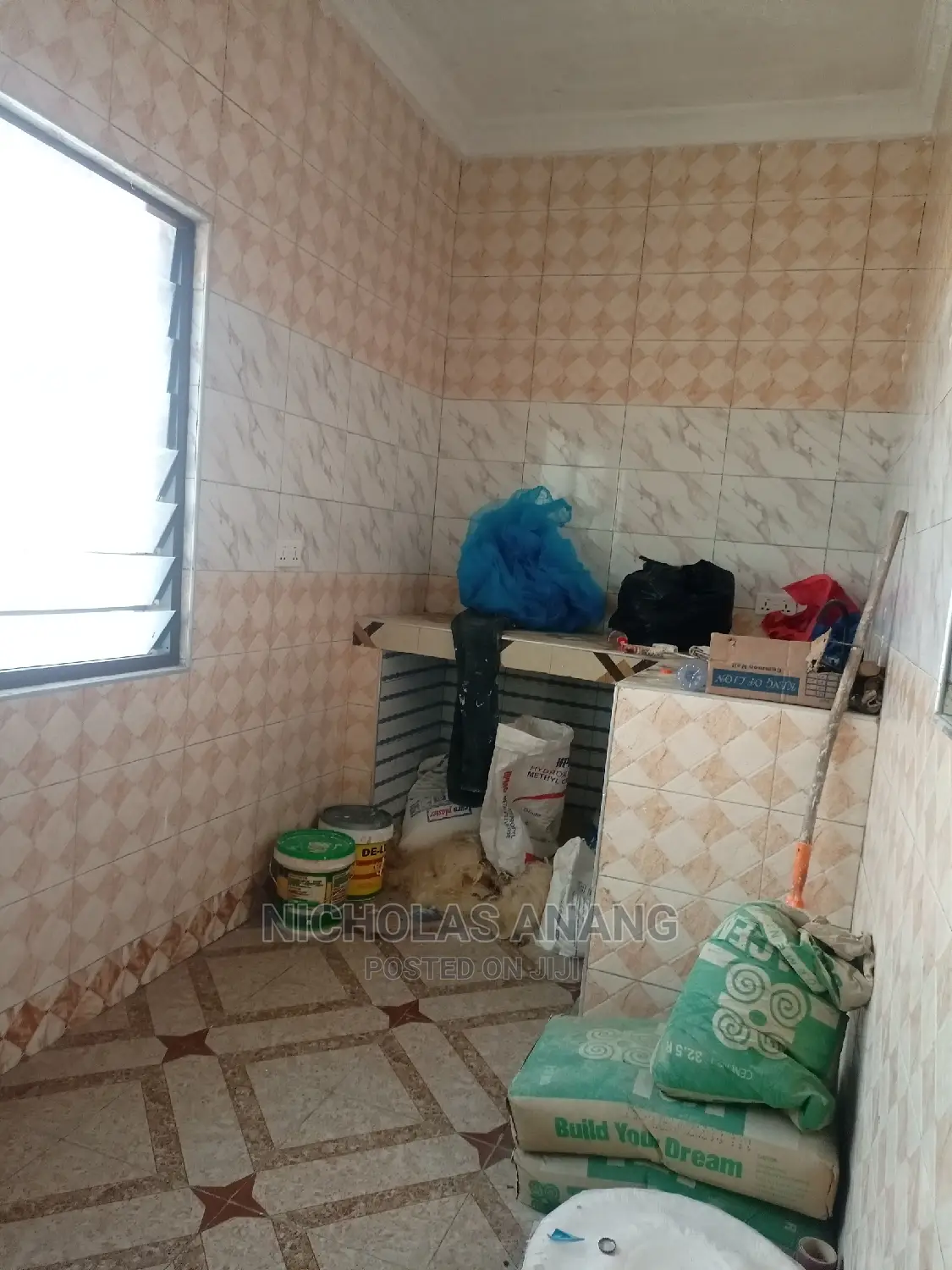 1bdrm Apartment in The Dorns Properties, New Town for rent