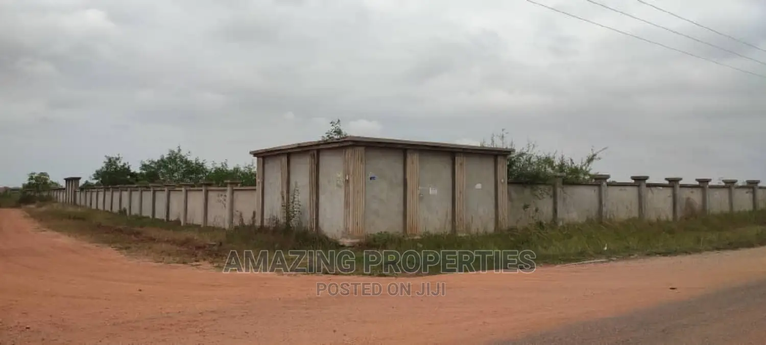 100 Plots of Land for Sale at Community 23