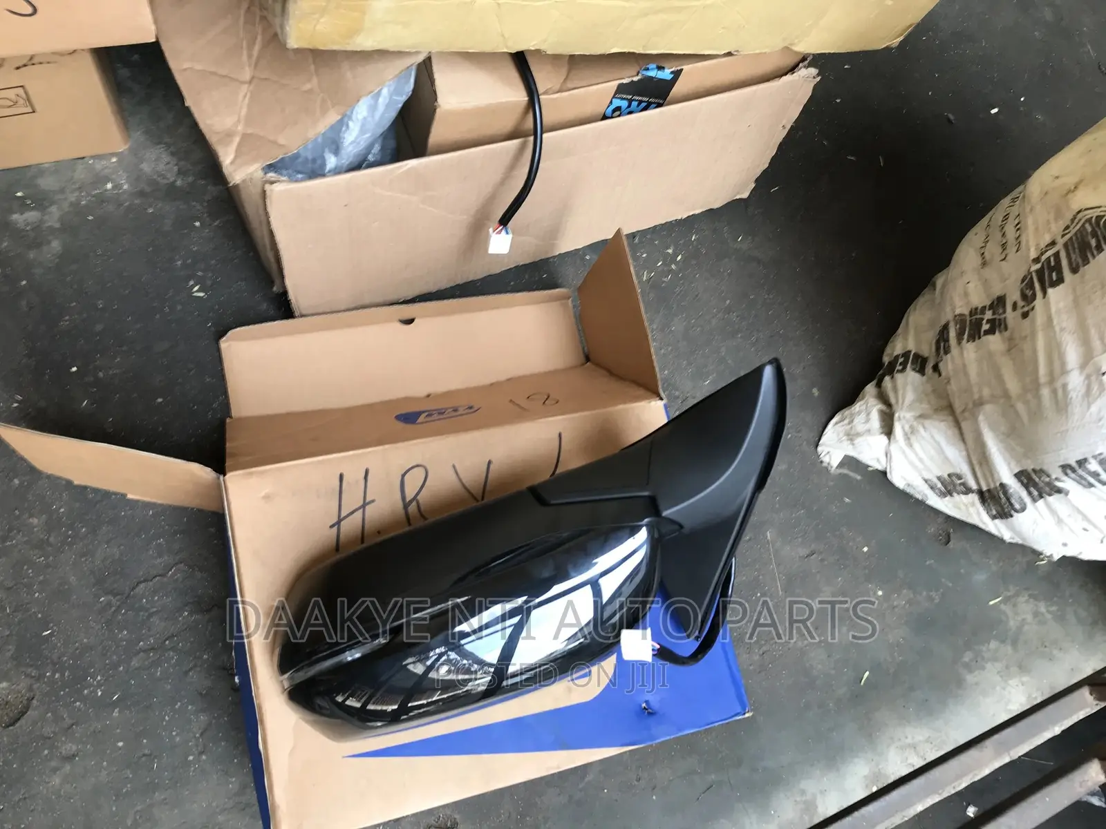 Honda HR-V 2016 Side Mirror With Light