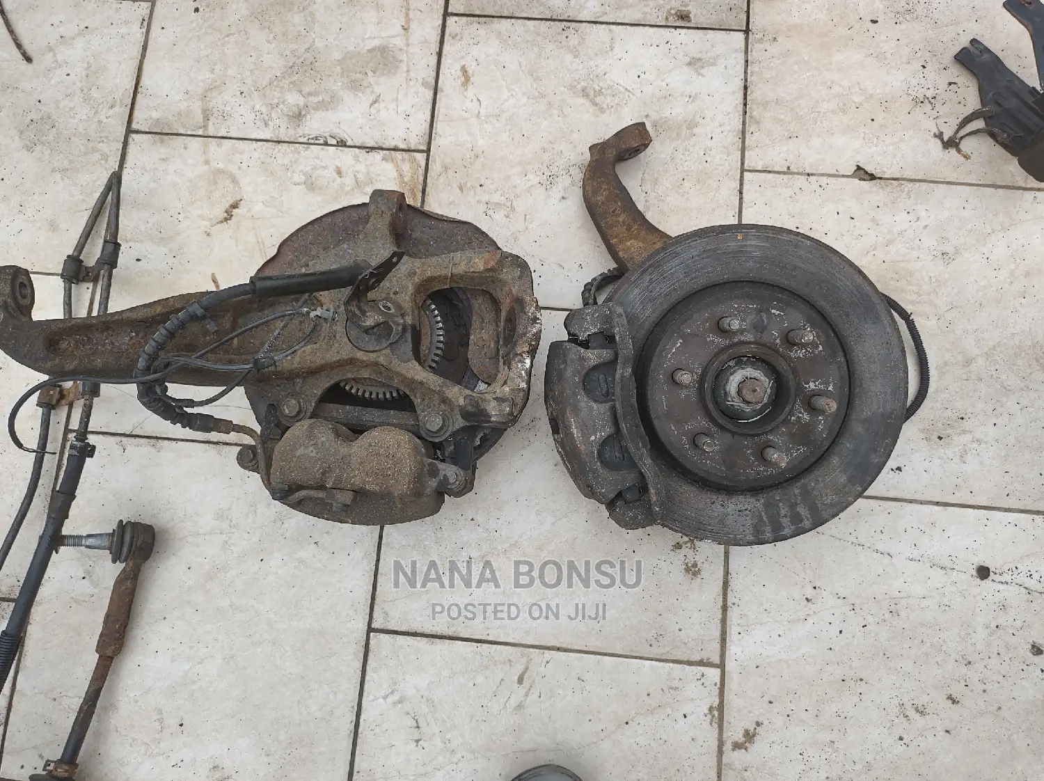 Ford F150 Front Wheel Hub Pair