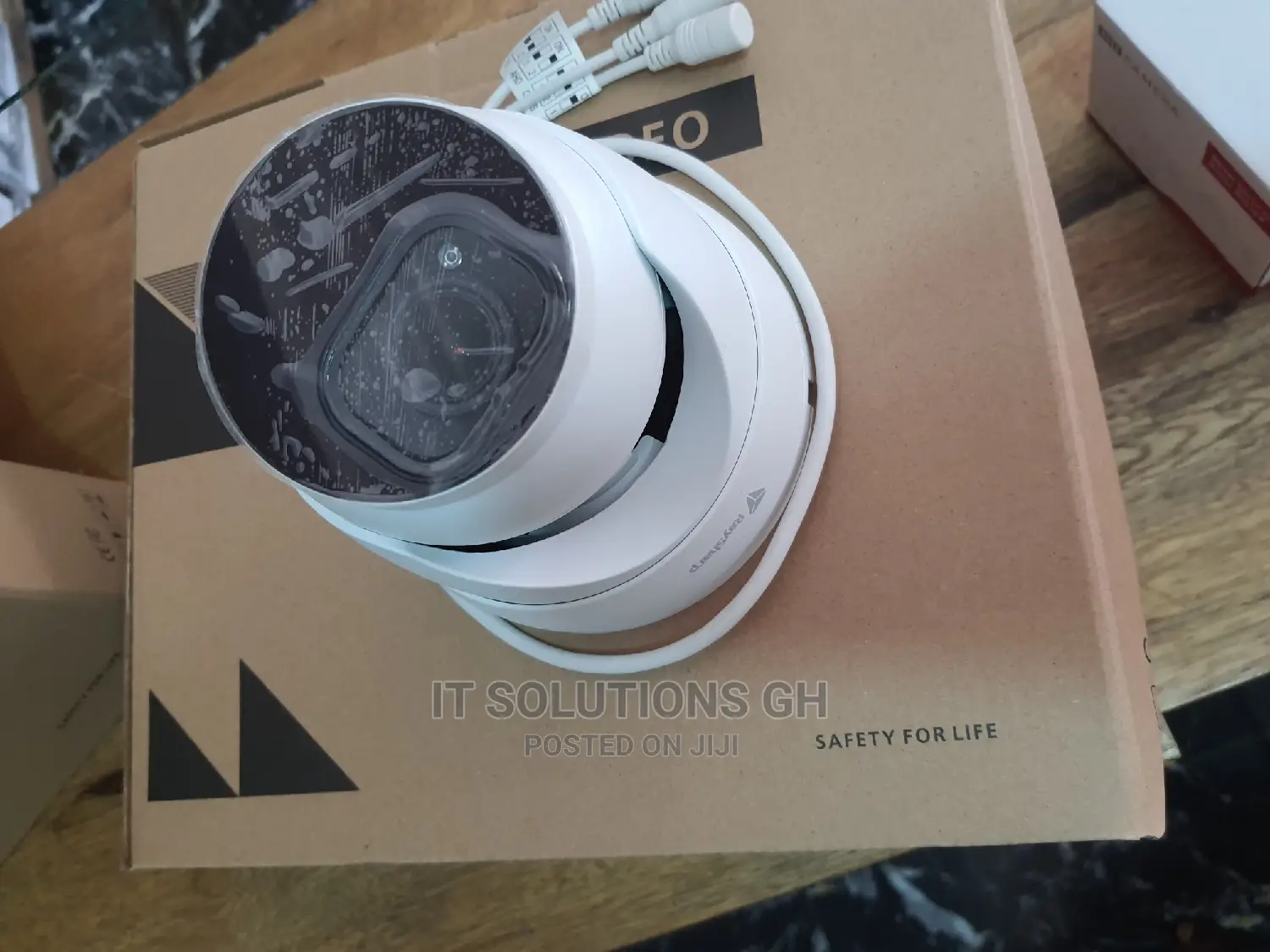 2mp Analogue Zoom Camera