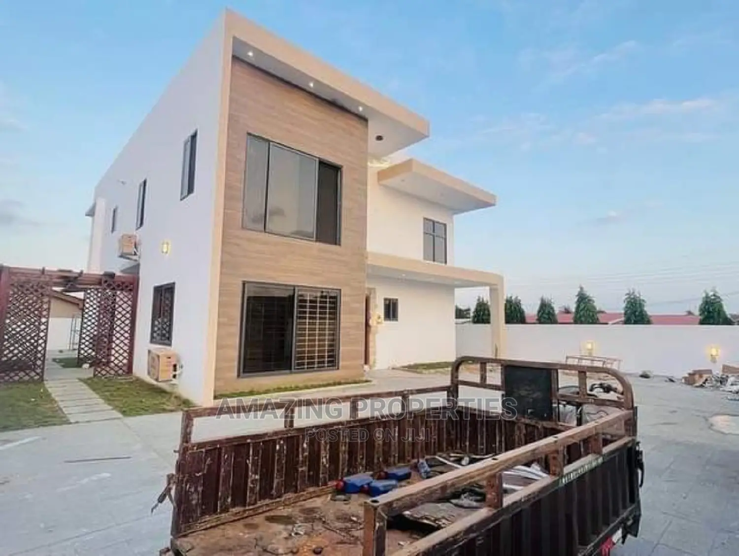 4bdrm House in Spintex for sale