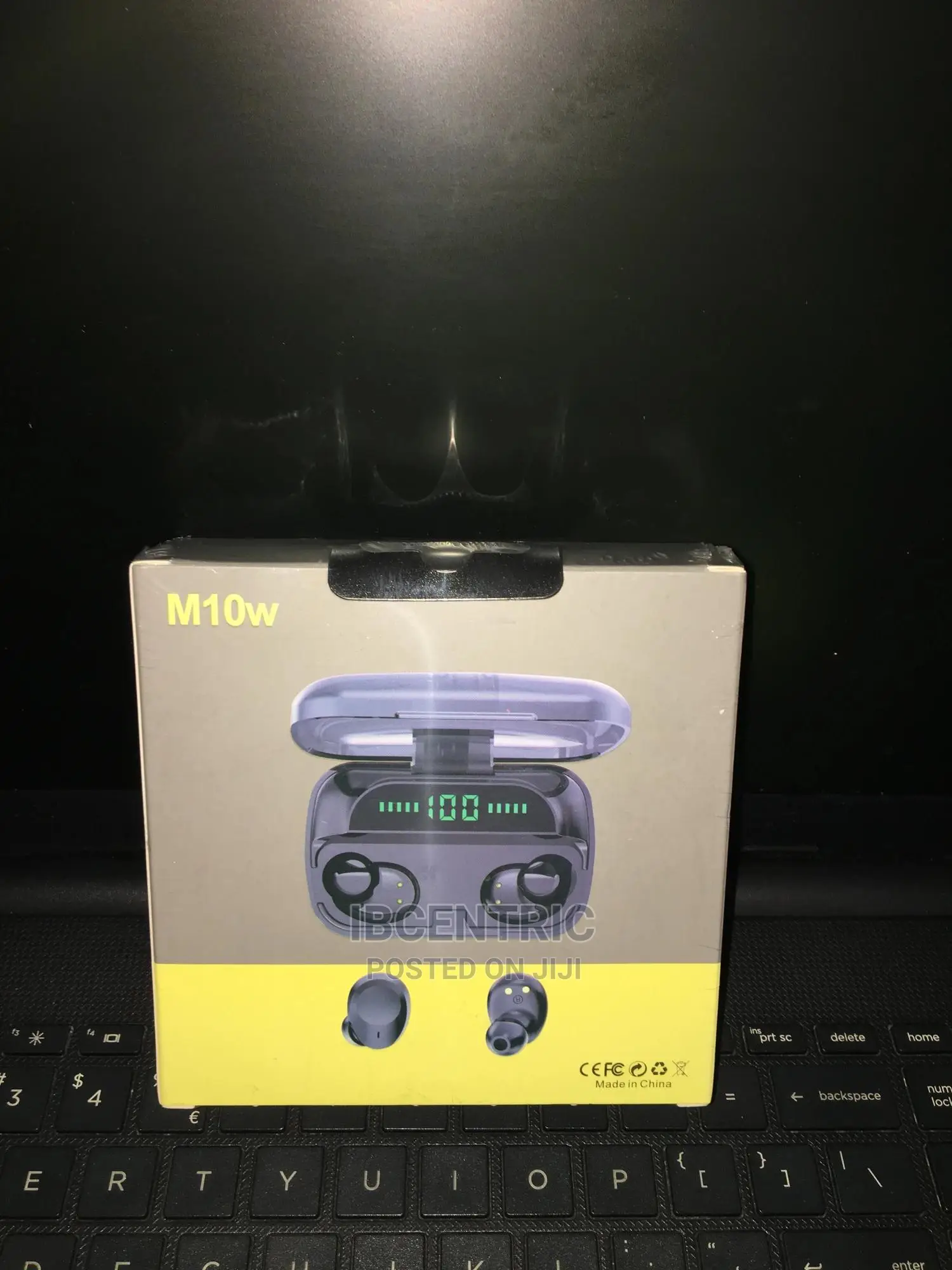 Sunton M10W Wireless Bluetooth Earbuds With Power Bank