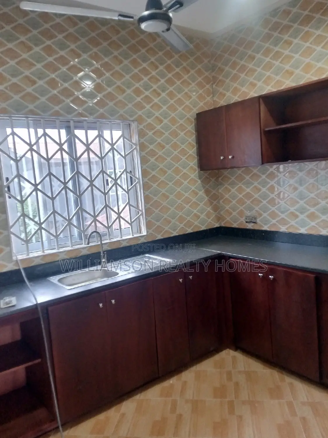 2bdrm Apartment in Community 18 Area, Spintex for rent