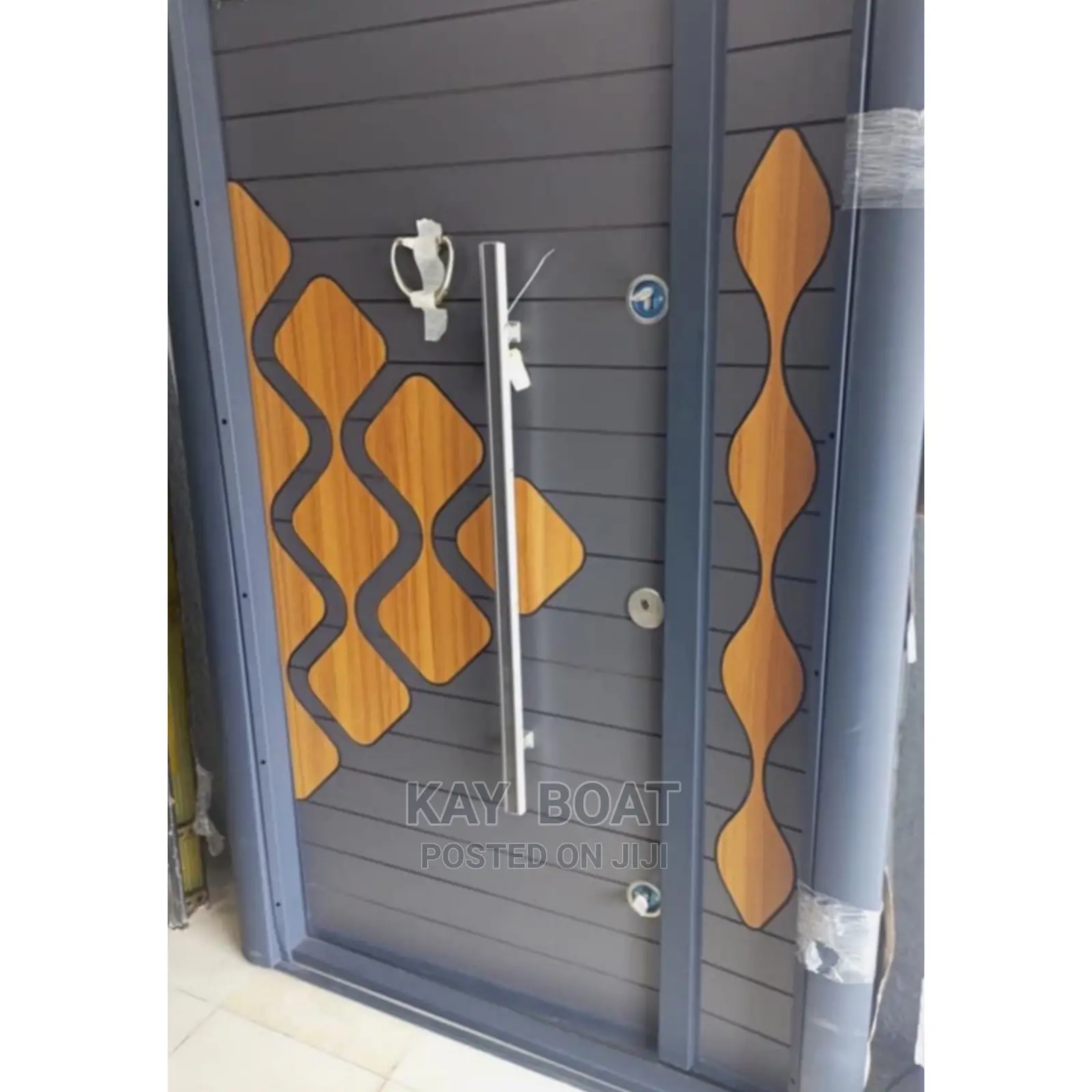 Metallic and Strong One and Half Door Available