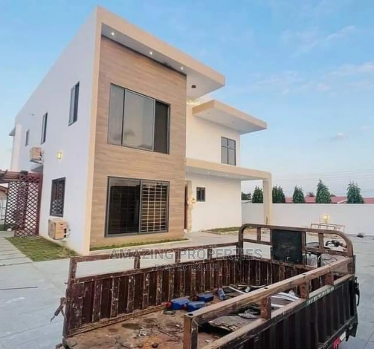 4bdrm House in Spintex for sale