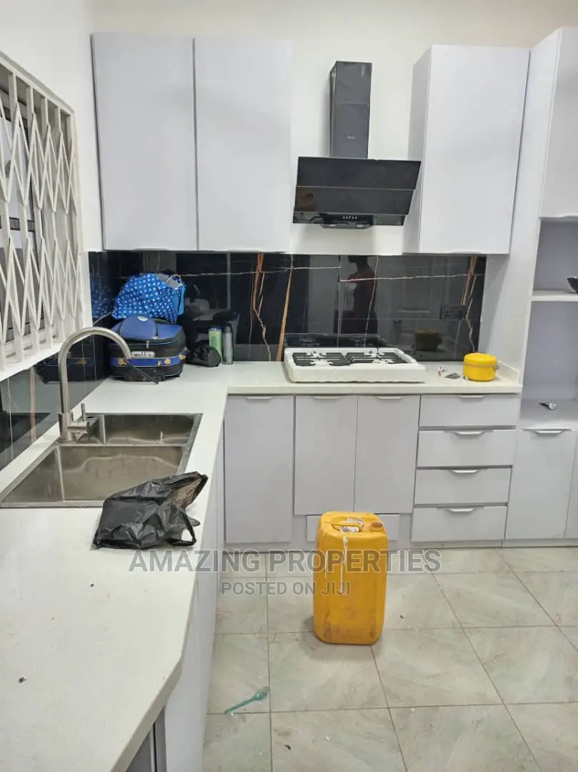 4bdrm House in Spintex for rent