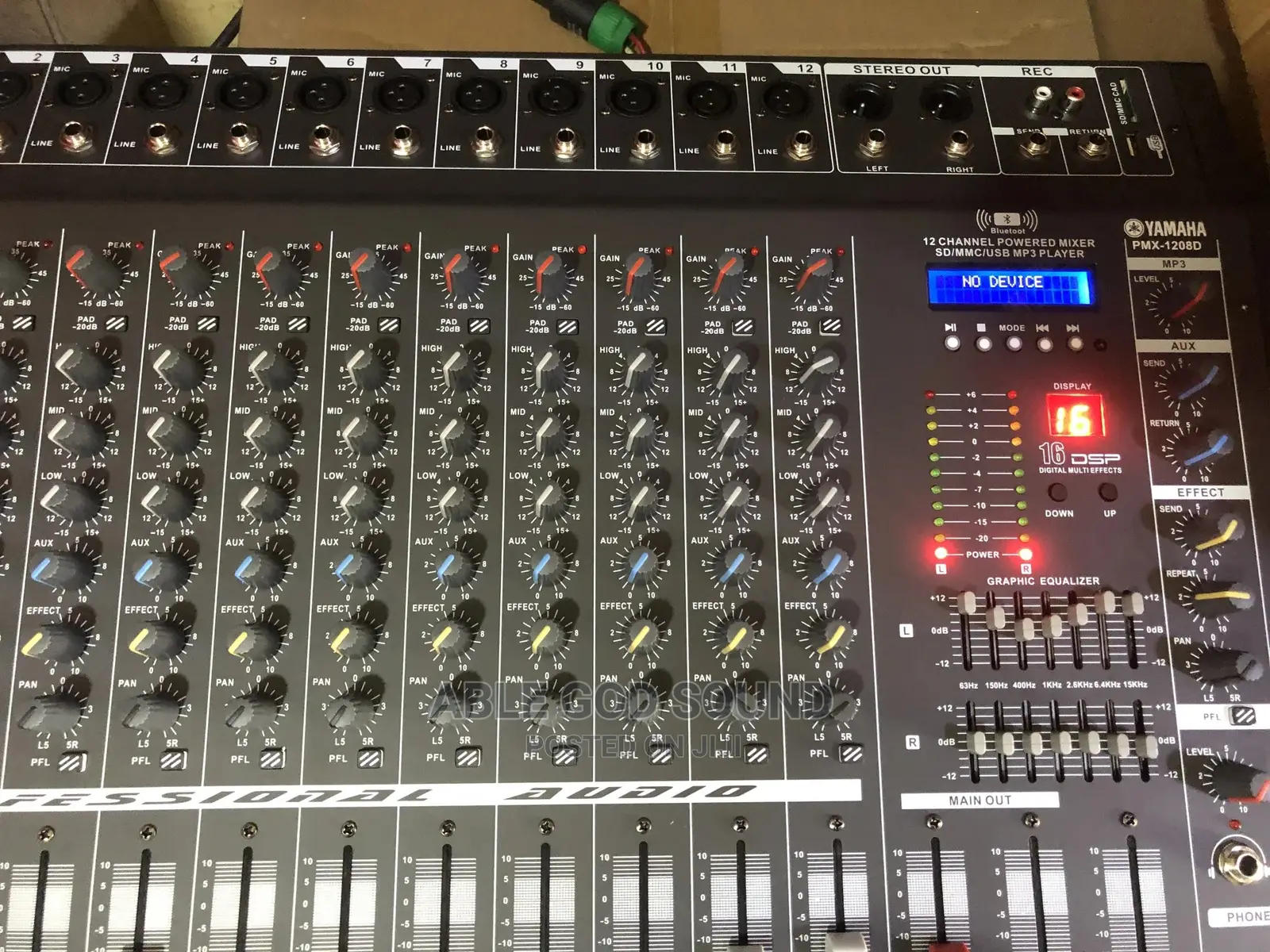 12 Channels Yamaha Power Mixer