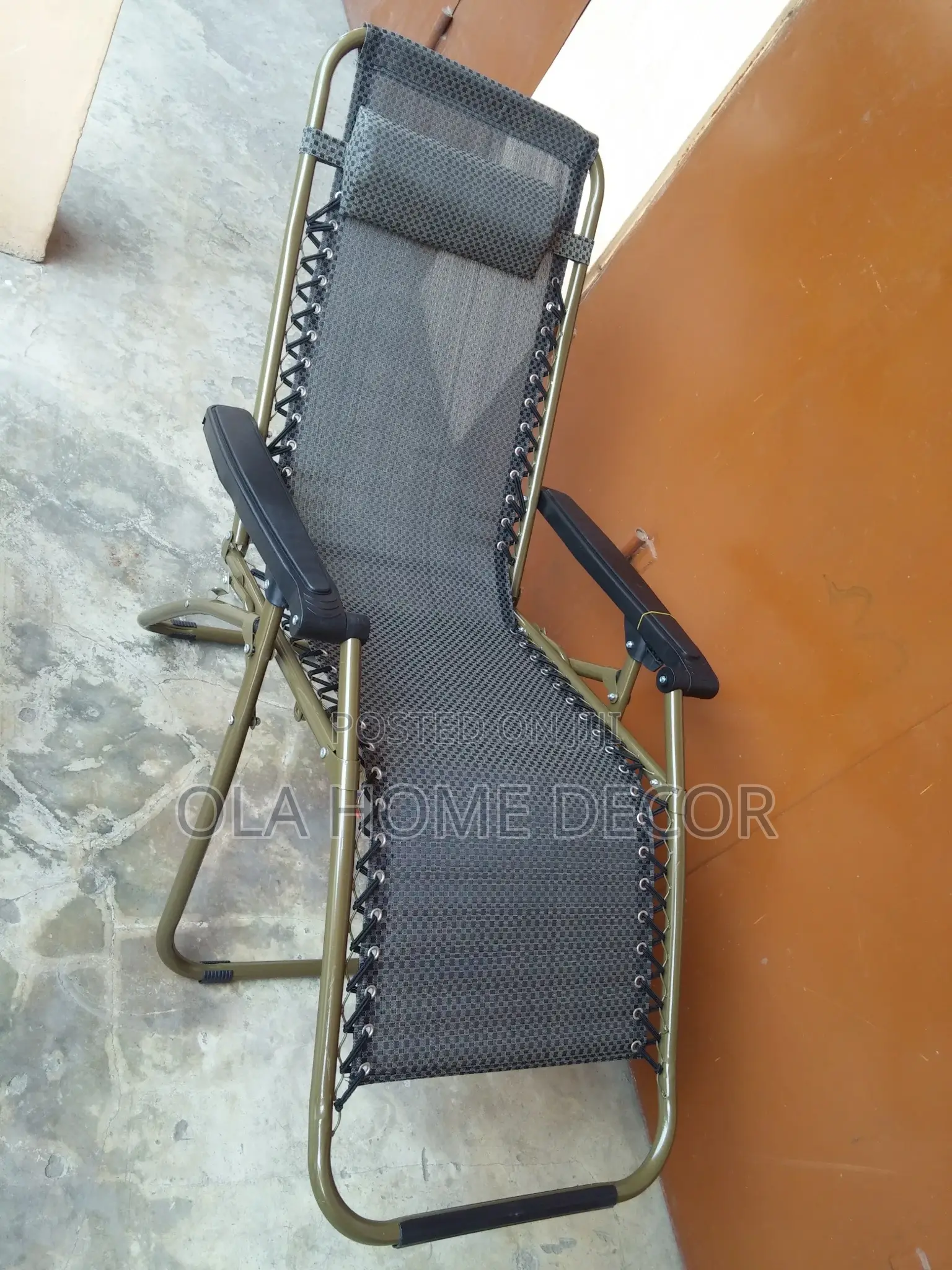 Lazy Chair