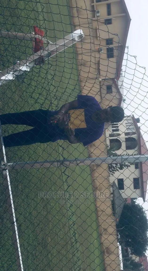 Chainlink Fence, Razor and Barbed Wire Installation
