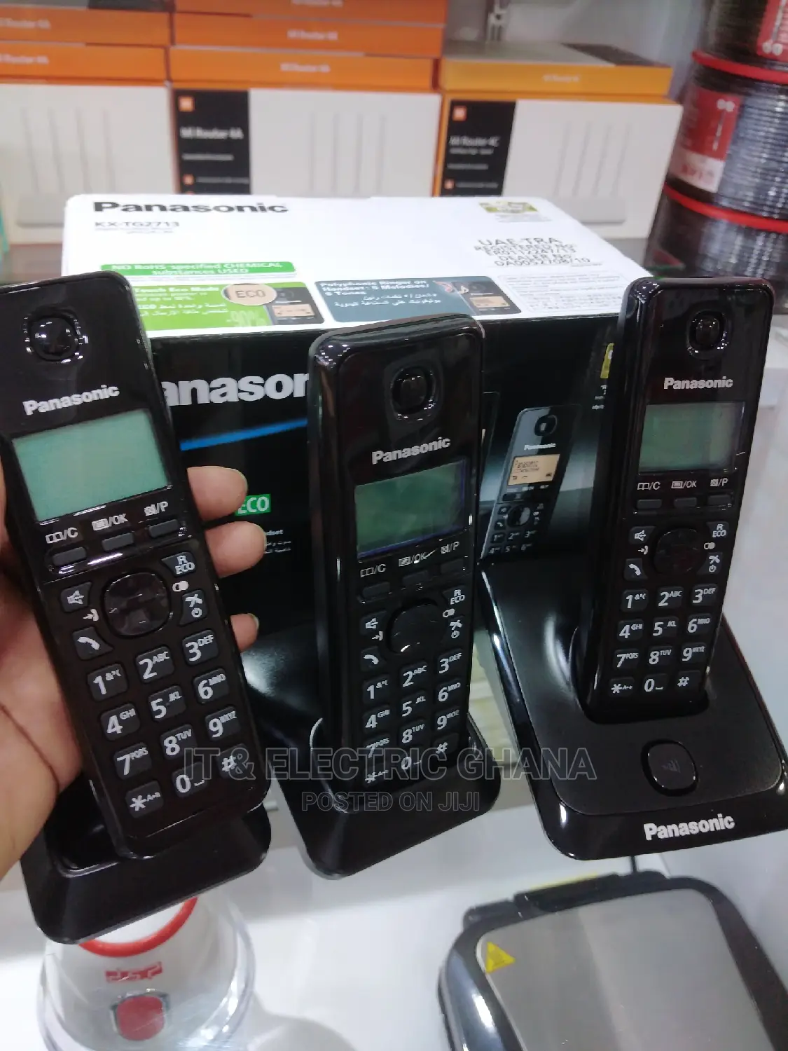 Panasonic Kxtg2713 Digital Cordless Phone With 3 Headsets